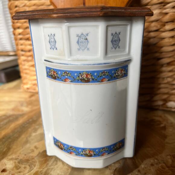 Salt Cellar Vintage Wall Hanger made in Germany - Picture 2 of 9